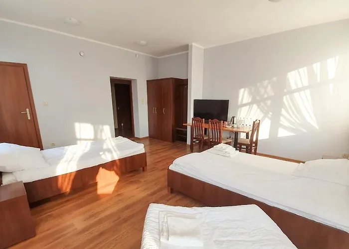 Bed & Breakfast Missterium 3*